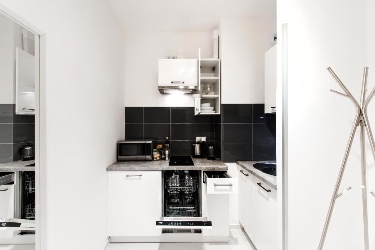 ワルシャワSuper Apart Dywizjonu 303 175/8アパートメント 部屋 写真